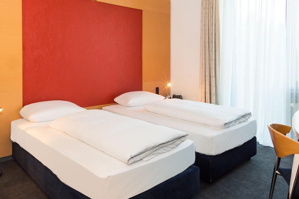 Hotel Four Ratingen Dusseldorf Airport Zewnętrze zdjęcie